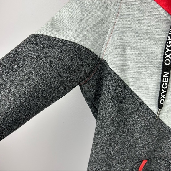 Oxygen Lightweight Full Zipped Hoodie with Pockets - Picture 5 of 9